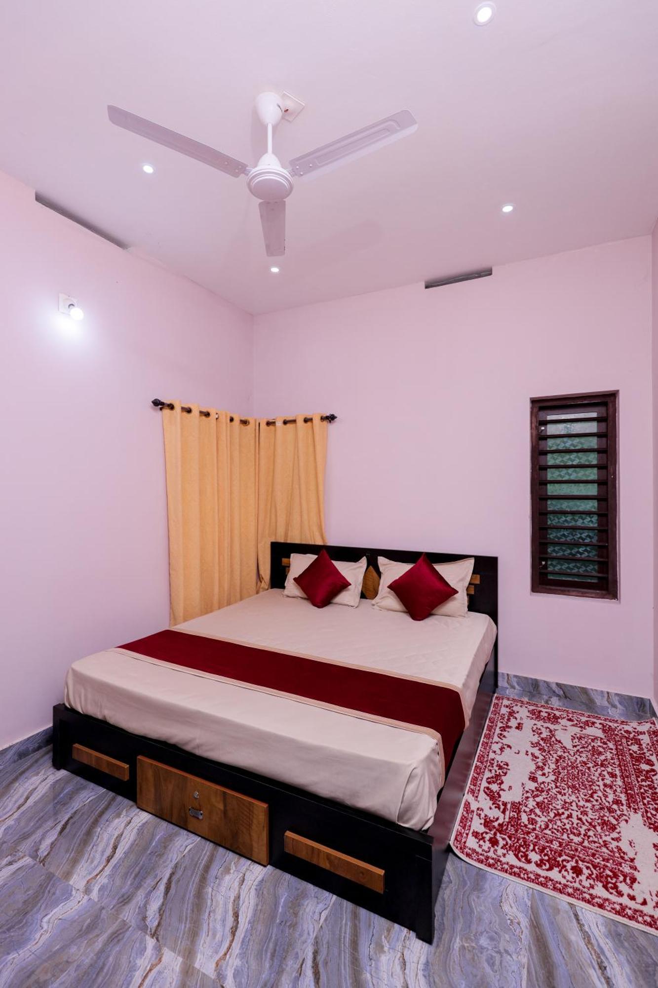 Sky Blue Homestay With Pool Витхири Экстерьер фото